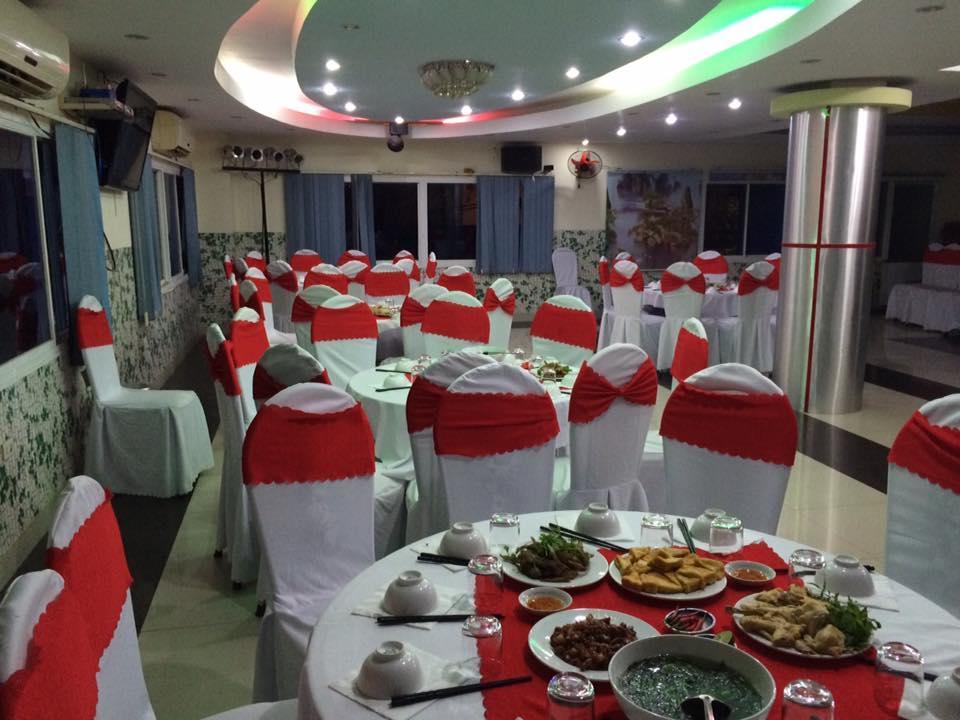 Hung Thinh Hotel Куинён Экстерьер фото